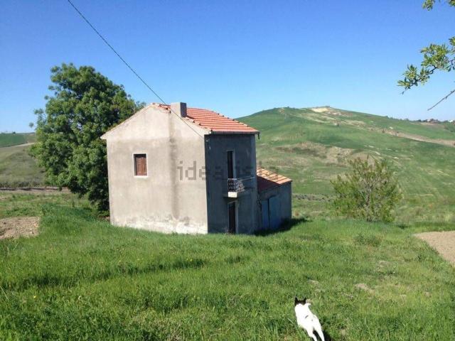 Rustici e casali in vendita di 140 m²