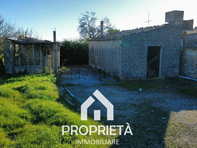 Rustici e casali in vendita di 140 m² in Contrada Guardiola