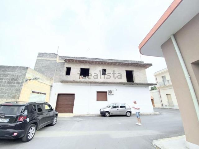 Rustici e casali in vendita di 140 m² in Via delle Perdonanze, 26
