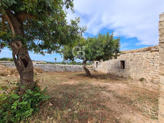 Rustici e casali in vendita di 142 m² in Contrada Nacalino