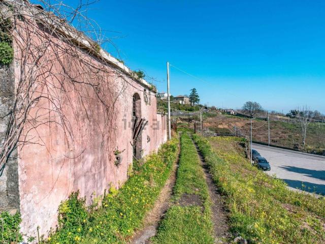 Rustici e casali in vendita di 155 m² in Via Cimitero