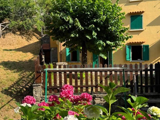 Rustici e casali in vendita di 155 m² in Via di Gavigno, 35