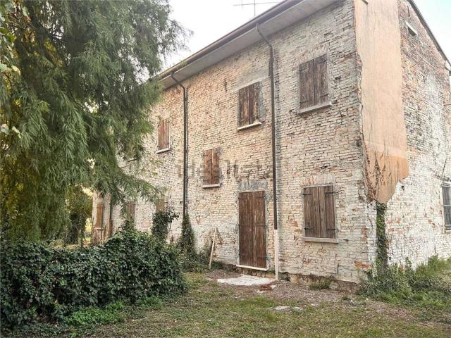 Rustici e casali in vendita di 150 m²