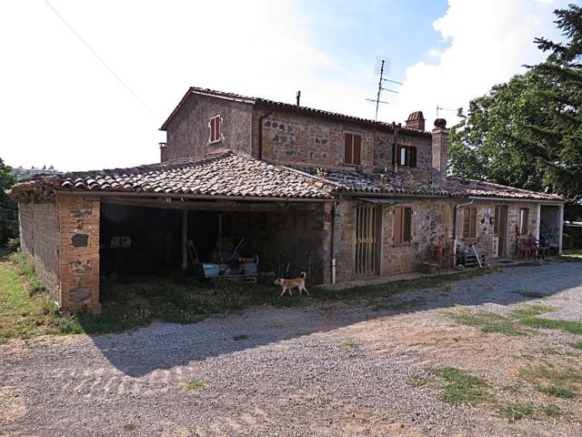 Rustici e casali in vendita di 150 m²