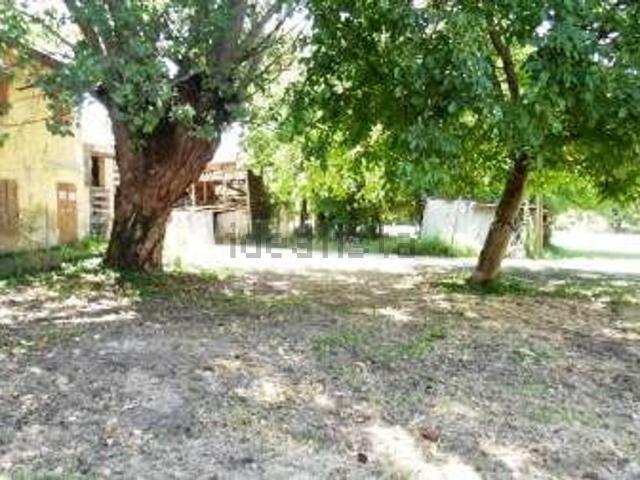 Rustici e casali in vendita di 150 m²