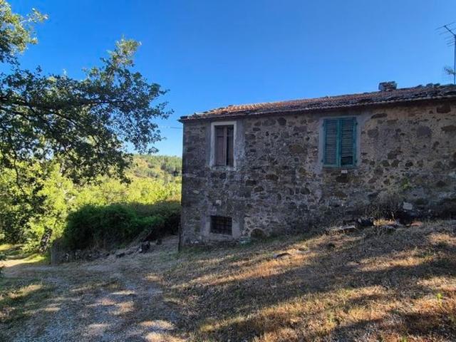 Rustici e casali in vendita di 150 m² in Località cerretino