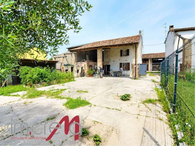 Rustici e casali in vendita di 150 m² in Via Dell&apos  Oca