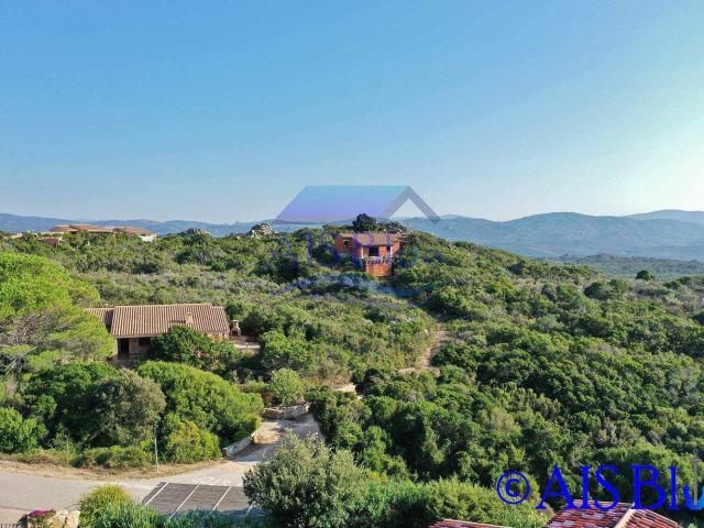 Rustici e casali in vendita di 150 m² in Via La Garrighera, 11