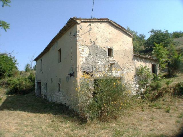 Rustici e casali in vendita di 150 m² in Via San Cristoforo dei Valli