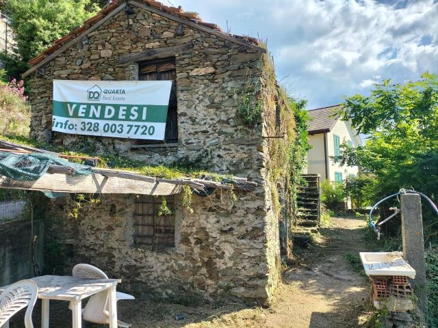 Rustici e casali in vendita di 150 m² in Via Vecchia Cantalupo