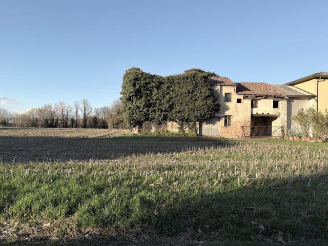 Rustici e casali in vendita di 150 m² in Vicolo Vicenza