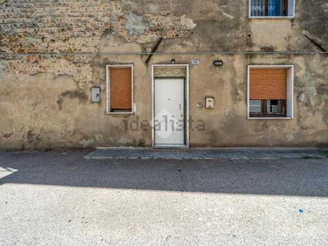 Rustici e casali in vendita di 151 m² in Via Lucchi, 10