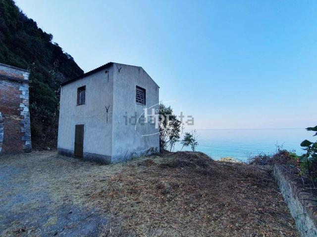 Rustici e casali in vendita di 152 m² in Contrada Intavolata, 41