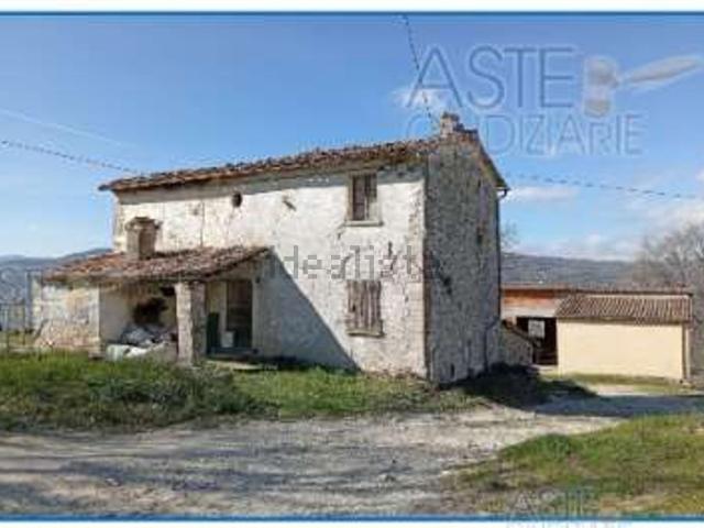 Rustici e casali in vendita di 165 m² in Località Cà Mazzocco, 205