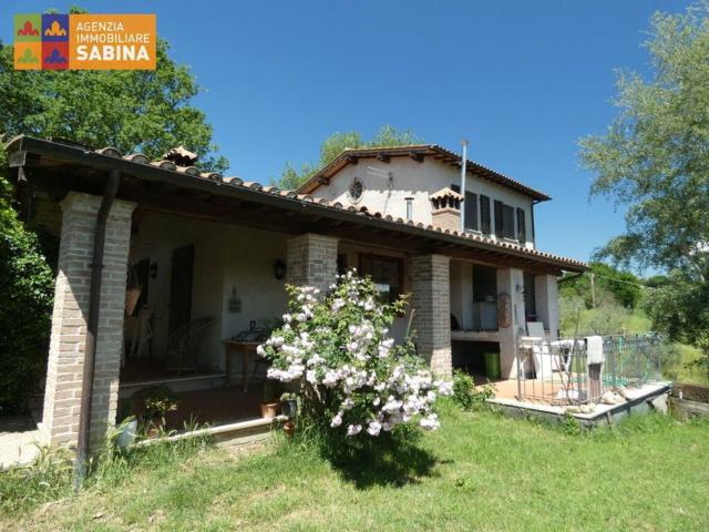 Rustici e casali in vendita di 166 m² in Via Palica Tiburzi, 16