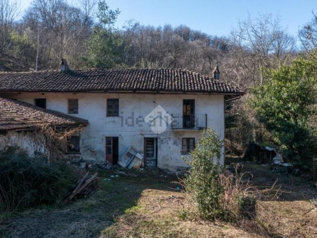 Rustici e casali in vendita di 169 m²