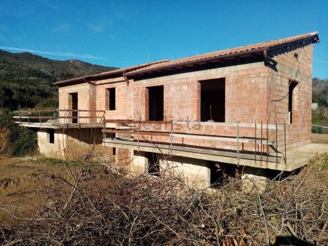 Rustici e casali in vendita di 160 m²