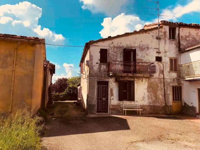 Rustici e casali in vendita di 160 m²