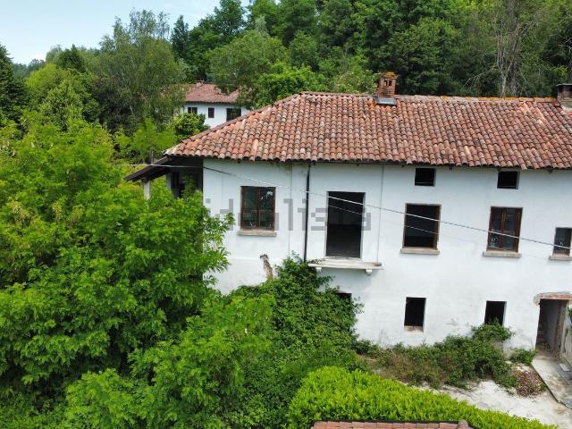 Rustici e casali in vendita di 160 m² in Località San Defendente