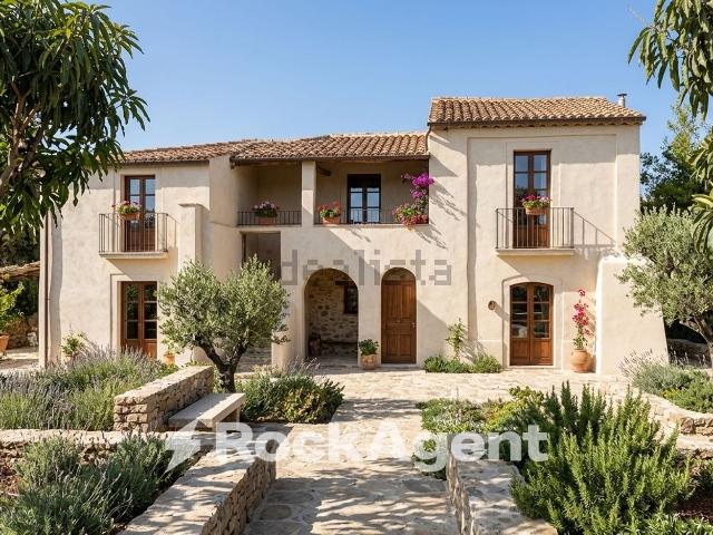 Rustici e casali in vendita di 160 m² in Via Gelsa Grande