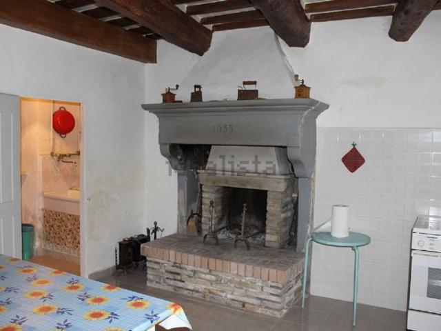 Rustici e casali in vendita di 160 m² in Via Lame