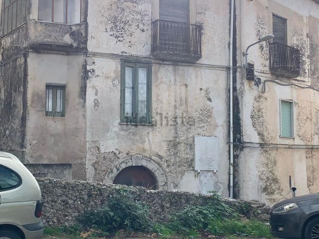 Rustici e casali in vendita di 160 m² in Via Valle, 82