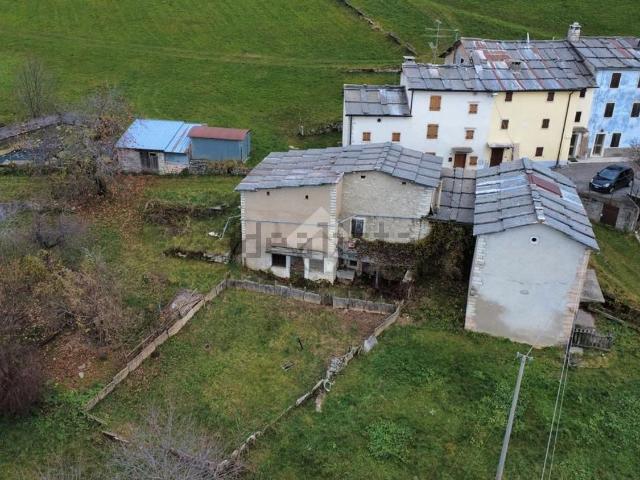 Rustici e casali in vendita di 161 m² in Contrada Zagari