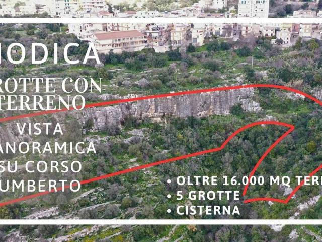 Rustici e casali in vendita di 16260 m² in Via Piemonte, 201
