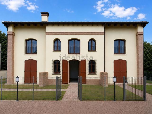 Rustici e casali in vendita di 163 m² in Via Sandolo Gambulaga, 44