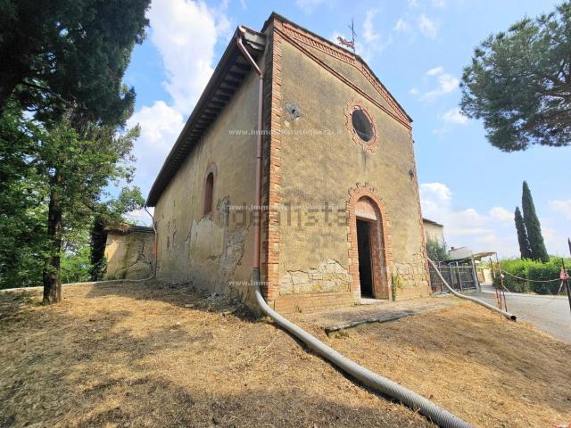 Rustici e casali in vendita di 176 m²