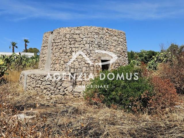 Rustici e casali in vendita di 1778 m² in Strada Provinciale 247