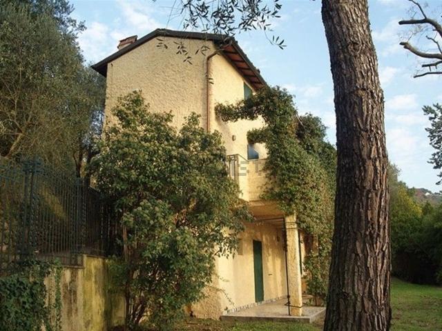 Rustici e casali in vendita di 170 m²