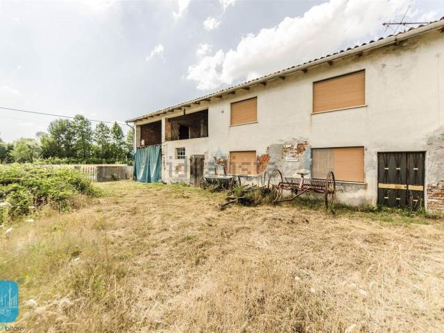 Rustici e casali in vendita di 170 m² in Via Fossaltina, 20