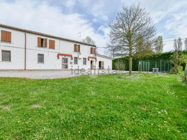 Rustici e casali in vendita di 170 m² in Via Pandolfina, 58