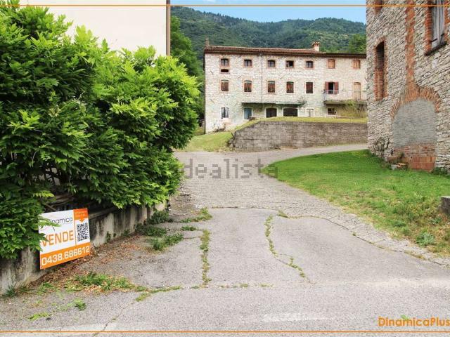 Rustici e casali in vendita di 170 m² in Via Sottocroda