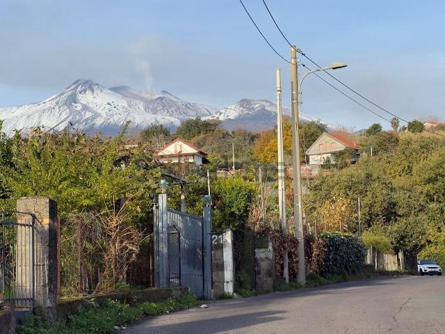 Rustici e casali in vendita di 185 m² in Via dei Paoli, 42
