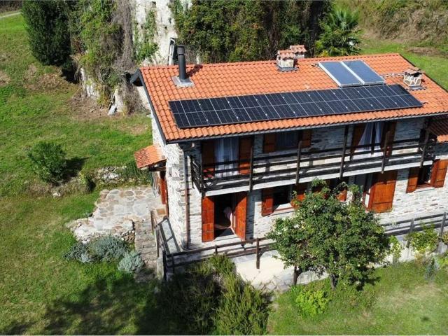 Rustici e casali in vendita di 187 m²