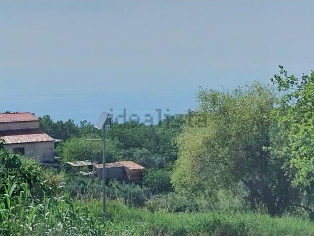 Rustici e casali in vendita di 180 m² in Contrada Lauro