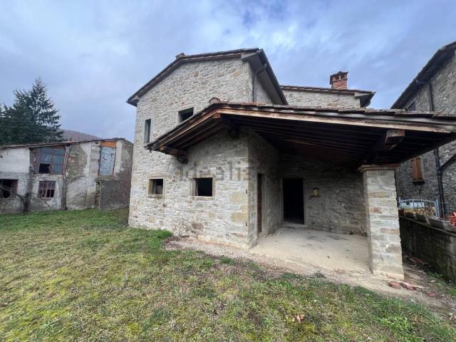 Rustici e casali in vendita di 180 m² in Località alla Piera Ponte