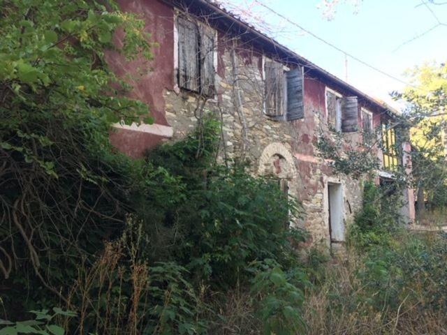 Rustici e casali in vendita di 180 m² in Via Moschine