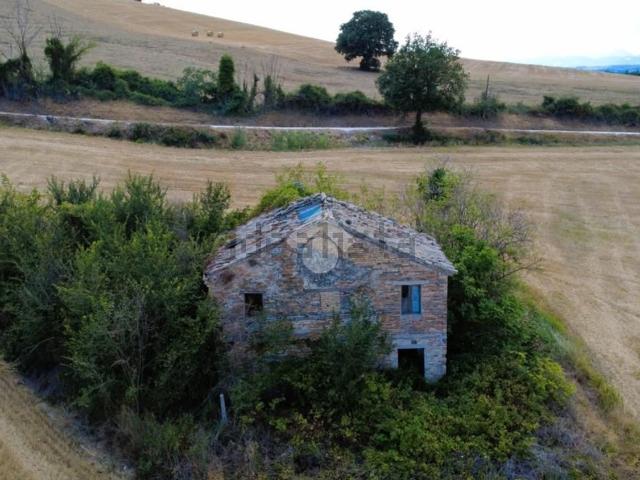 Rustici e casali in vendita di 194 m² in Contrada Case Bruciate
