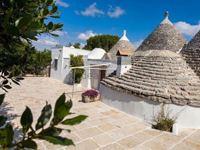 Rustici e casali in vendita di 196 m²