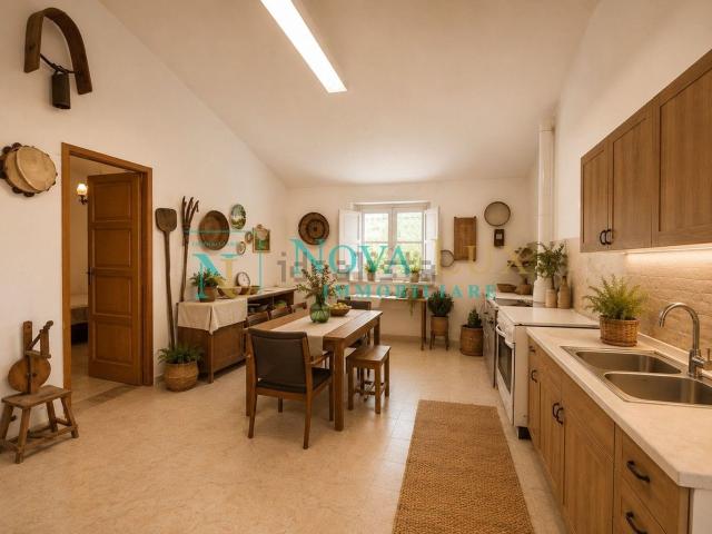 Rustici e casali in vendita di 196 m² in Contrada Bosco Rotondo