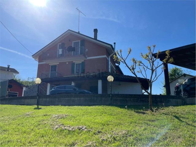 Rustici e casali in vendita di 198 m²