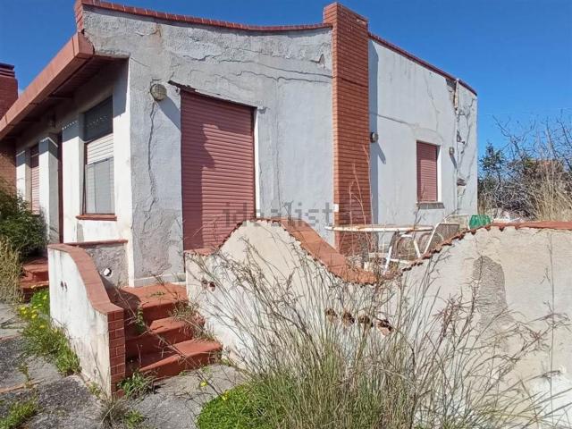 Rustici e casali in vendita di 1900 m²