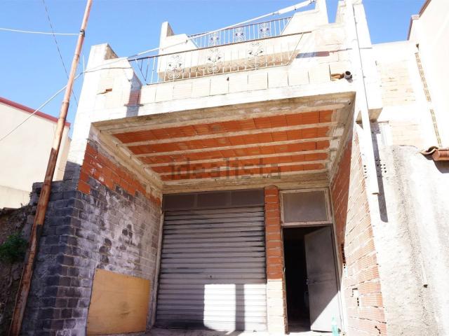 Rustici e casali in vendita di 190 m²