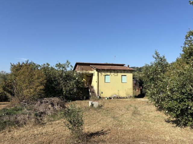 Rustici e casali in vendita di 190 m² in Strada di Cecanibbio