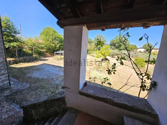 Rustici e casali in vendita di 190 m² in Strada Fossaccio