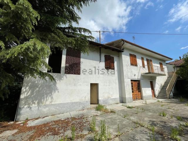Rustici e casali in vendita di 190 m² in Strada Provinciale 123