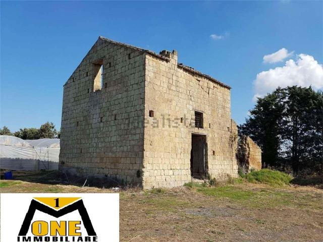 Rustici e casali in vendita di 190 m² in Via RIPUARIA
